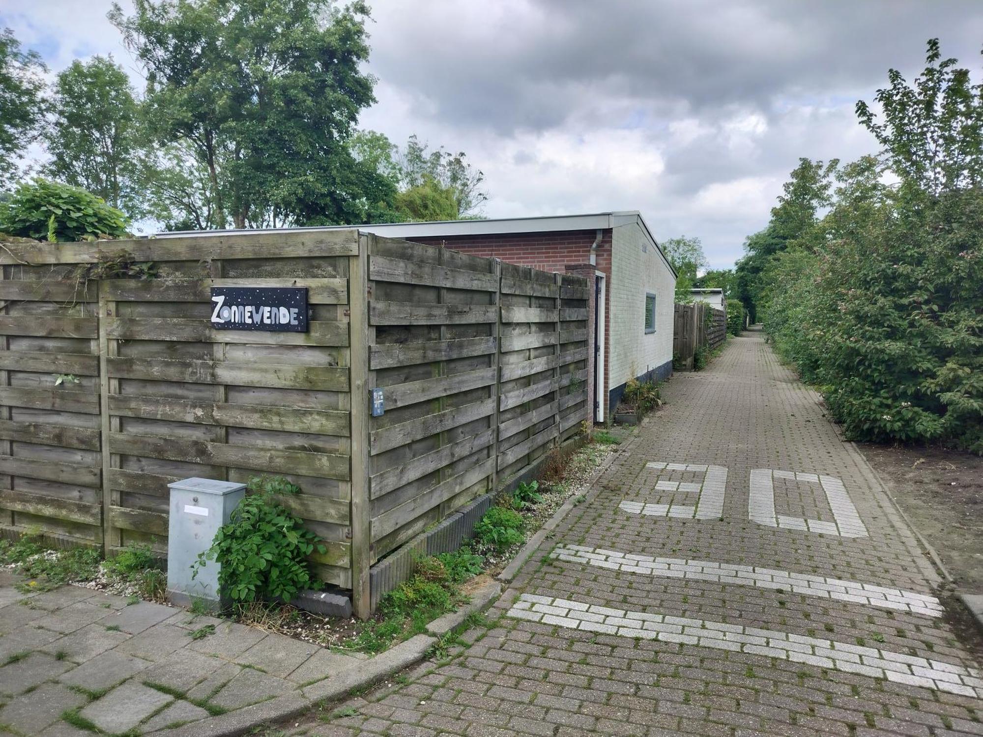 Solstice, Quiet Cottage In Bruinisse, Zeeland Ngoại thất bức ảnh